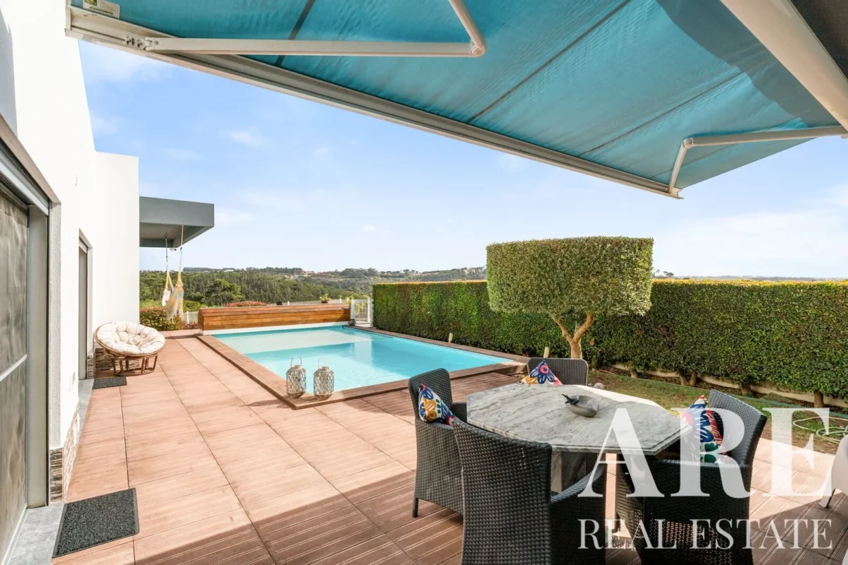 Villa 4-bedroom for sale in Mafra, Greater Lisbon • ARE-41163