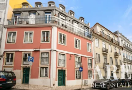 Apartment 1-bedroom for sale in Príncipe Real, Lisbon &bull; ARE-41321