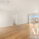 Apartment 3-bedroom for sale in Capuchos Residences, Campo Mártires da Pátria, Lisbon &bull; ARE-34342 - gallery image