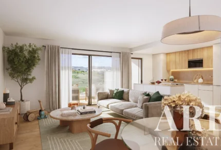 Apartment 2-bedroom for sale in Loures, Greater Lisbon &bull; ARE-41007
