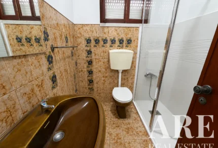 Villa 5-bedroom for sale in Loures, Greater Lisbon &bull; ARE-41447