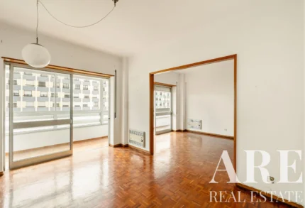 Apartment 2-bedroom for sale in Quinta do Marquês, Oeiras, Greater Lisbon &bull; ARE-41533