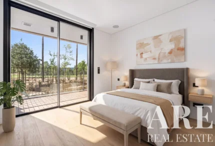 Apartment 3-bedroom for sale in Estoril, Cascais, Greater Lisbon &bull; ARE-41546