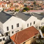 Villa 4-bedroom for sale in Amoreira (Estoril), Cascais, Greater Lisbon • ARE-41528 - gallery image
