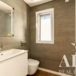 Villa 4-bedroom for sale in Amoreira (Estoril), Cascais, Greater Lisbon &bull; ARE-41528 - gallery image