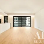 Apartment 3-bedroom for sale in Praça de Espanha, Lisbon • ARE-41553 - gallery image