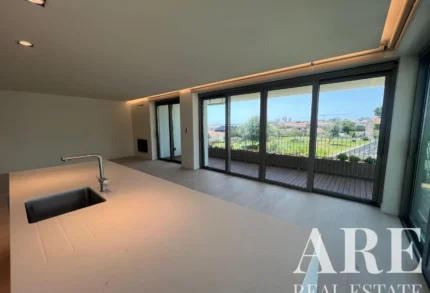 Apartment 2-bedroom for sale in Cascais, Greater Lisbon &bull; ARE-41565