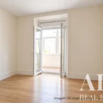 Penthouse Apartment 2-bedroom for sale in Gulbenkian, Lisbon &bull; ARE-41395 - gallery image