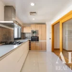 Apartment 3-bedroom for sale in Condominio da Torre, Parque das Nações, Lisbon &bull; ARE-41576 - gallery image