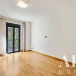 Apartment 3-bedroom for sale in Condominio da Torre, Parque das Nações, Lisbon &bull; ARE-41576 - gallery image