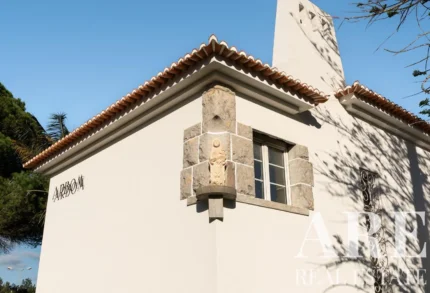 Villa 5-bedroom for sale in Estoril, Cascais, Greater Lisbon &bull; ARE-39906