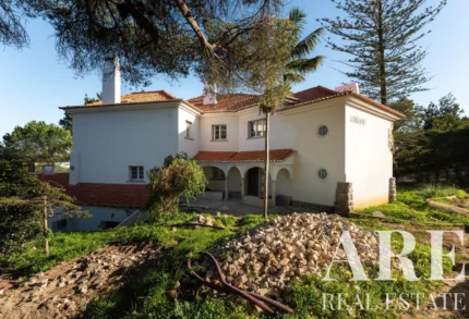 Villa 5-bedroom for sale in Estoril, Cascais, Greater Lisbon &bull; ARE-39906