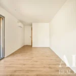 Apartment 3-bedroom for sale in Lumiar, Lisbon &bull; ARE-41551 - gallery image