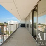 Apartment 4-bedroom for sale in Nova Campolide, Lisbon &bull; ARE-41644 - gallery image