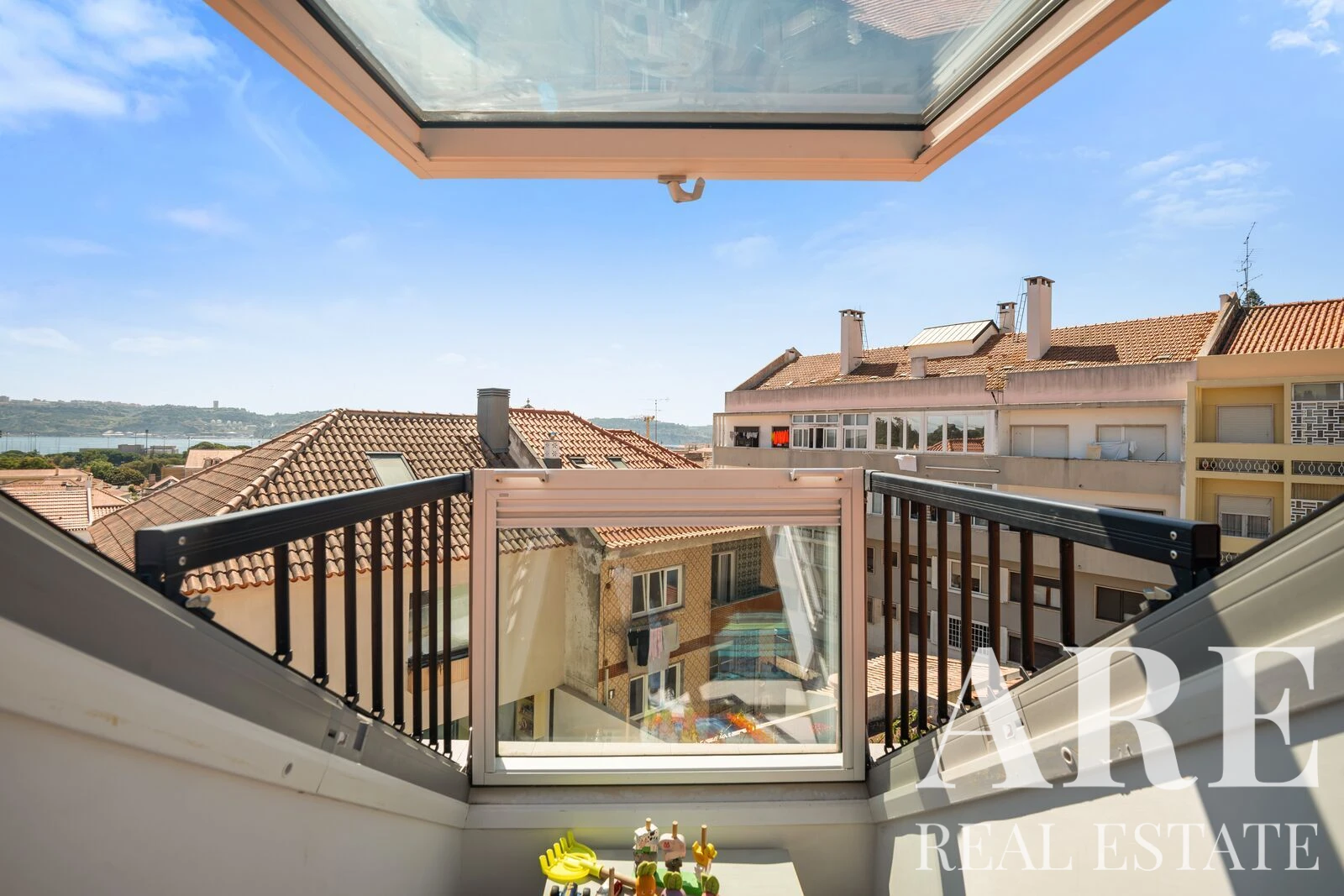 Villa 4-bedroom for sale in Belém, Lisbon &bull; ARE-41649 - gallery image