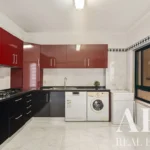 Apartment 4-bedroom for sale in Laranjeiras, Lisbon &bull; ARE-41638 - gallery image