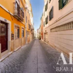 Apartment 2-bedroom for sale in Lisbon &bull; ARE-41688 - gallery image