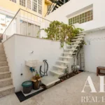 Apartment 3-bedroom for sale in Campo Pequeno, Avenidas Novas, Lisbon &bull; ARE-41848 - gallery image