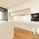 Apartment 3-bedroom for sale in Parque dos Poetas, Oeiras, Greater Lisbon &bull; ARE-41850 - gallery image
