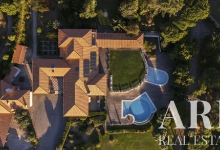 Villa 4-bedroom for sale in Sintra, Greater Lisbon &bull; ARE-41352