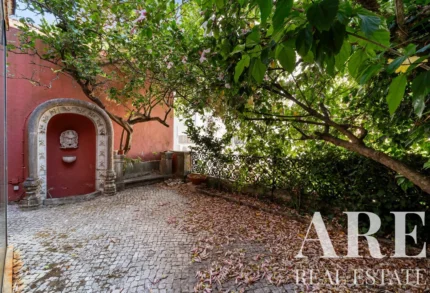 Apartment Studio for sale in Lapa, Lisbon &bull; ARE-41389
