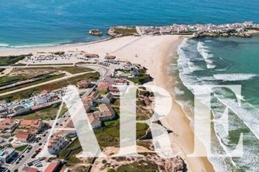Plot for sale in Baleal, Peniche, Leiria