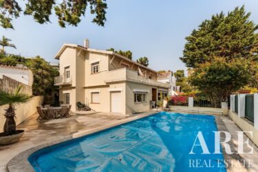Villa 5-bedroom for sale in Estoril, Cascais, Lisbon
