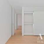 Apartment 3-bedroom for sale in Estoril, Cascais, Lisbon - gallery image