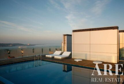 Apartment 4-bedroom for sale in Sky Restelo, Restelo, Lisbon