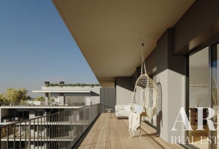Apartment 2-bedroom for sale in Green Plaza, Carcavelos, Cascais, Lisbon