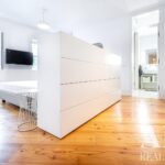 Apartment 2-bedroom for sale in Sé, Lisbon - gallery image
