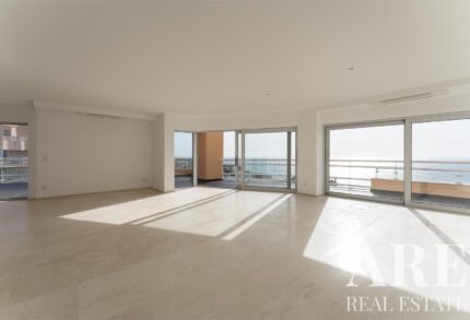 Apartment 5-bedroom for sale in Alameda da Guia, Cascais, Lisbon